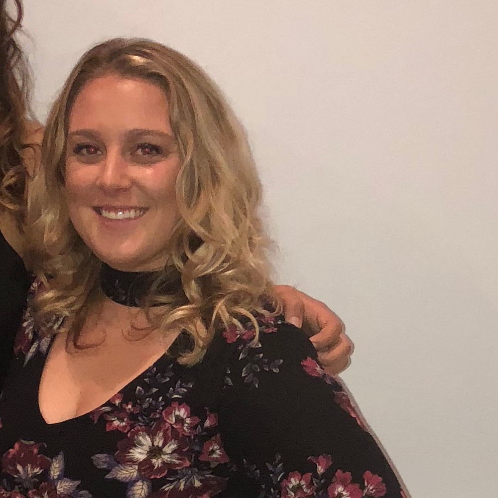 Meet your Posher, Kelly